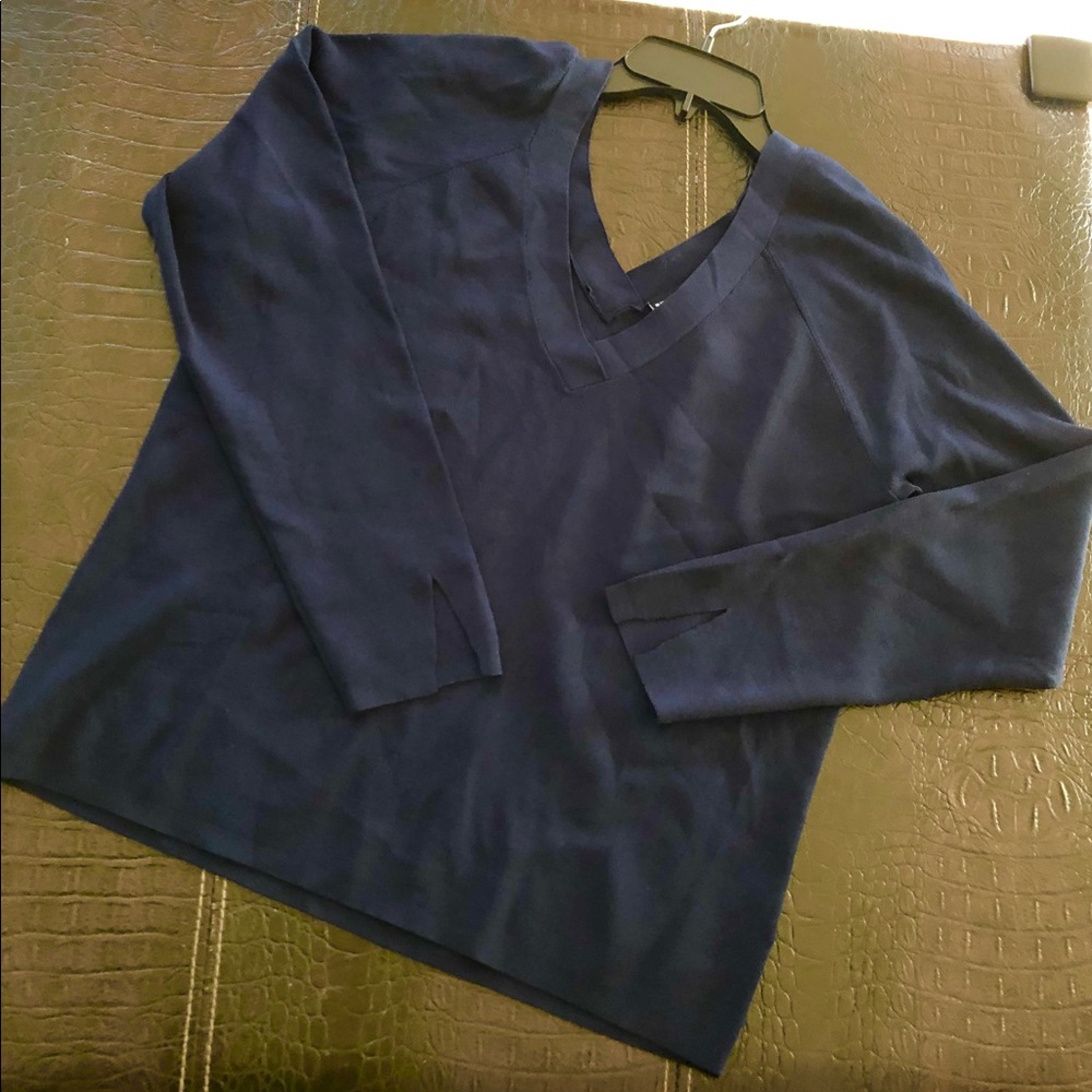 New w/ tag Double V neck sweater NWT plus size 🎁 - Picture 2 of 6
